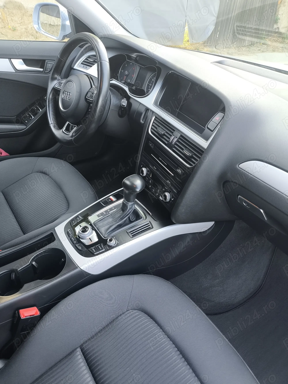 Vând audi A4 anul 2015