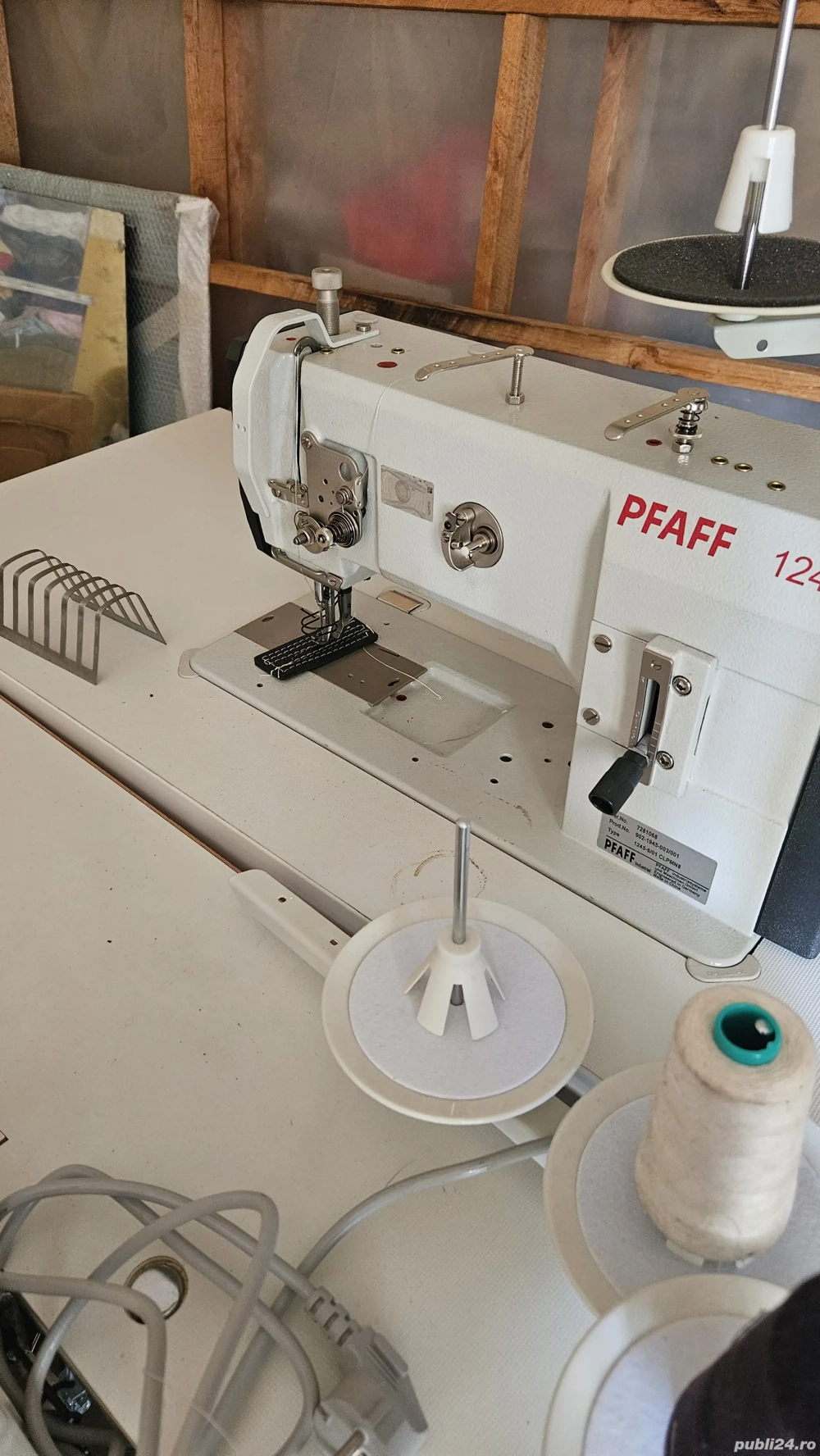 Masina de cusut plana cu 1 ac si triplu transport PFAFF 1245-6 01 CLPMN8