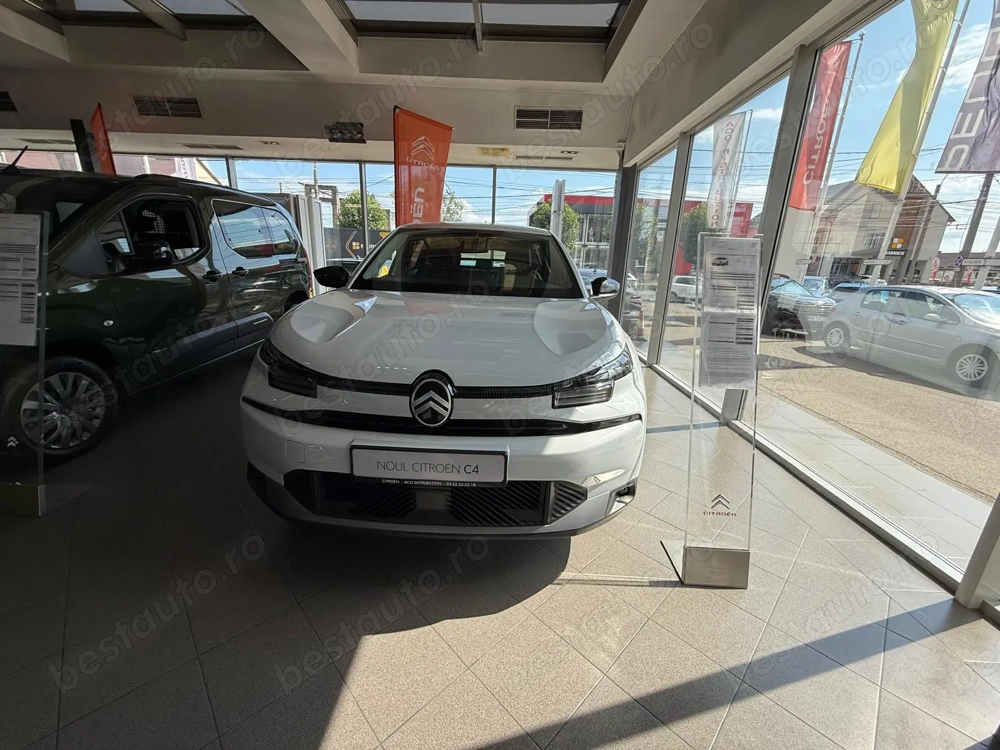 Citroen C4 HATCHBACK 5 usi Plus HYBRID 145 Cp automat