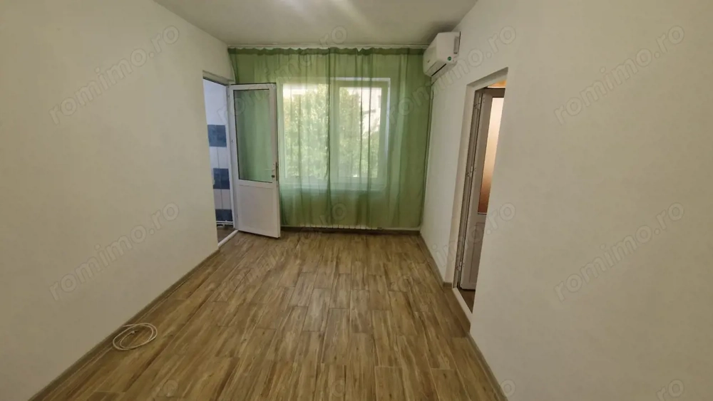 ZONA 23 AUGUST-APARTAMENT 3 CAMERE , SUPRAFATA 37,64 MP