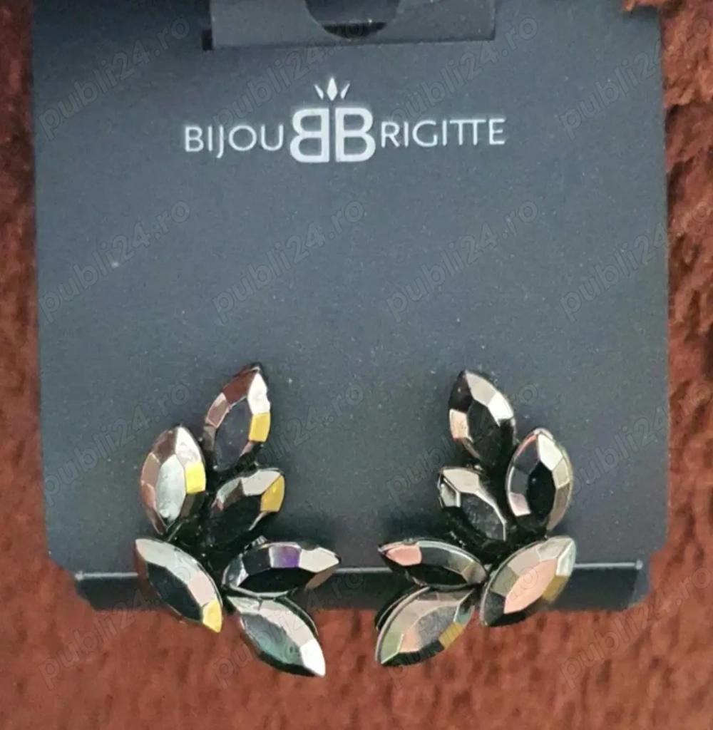 Vand cercei marca BIJOUBRIGITTE,noi cu eticheta!