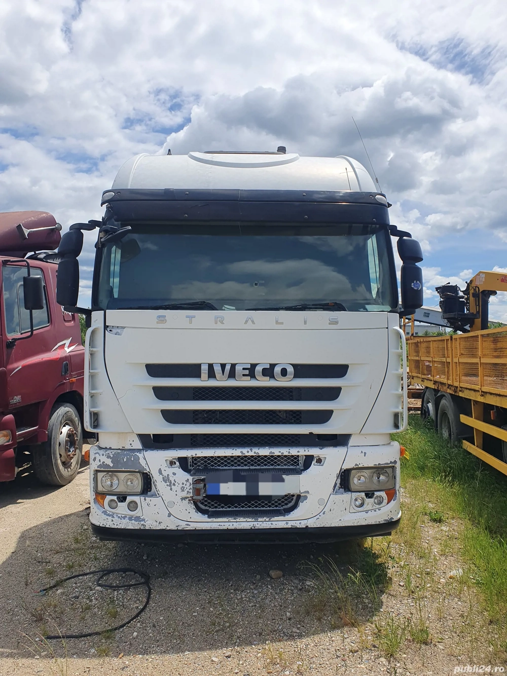 Dezmebrez sau vand complet  Iveco Stralis 