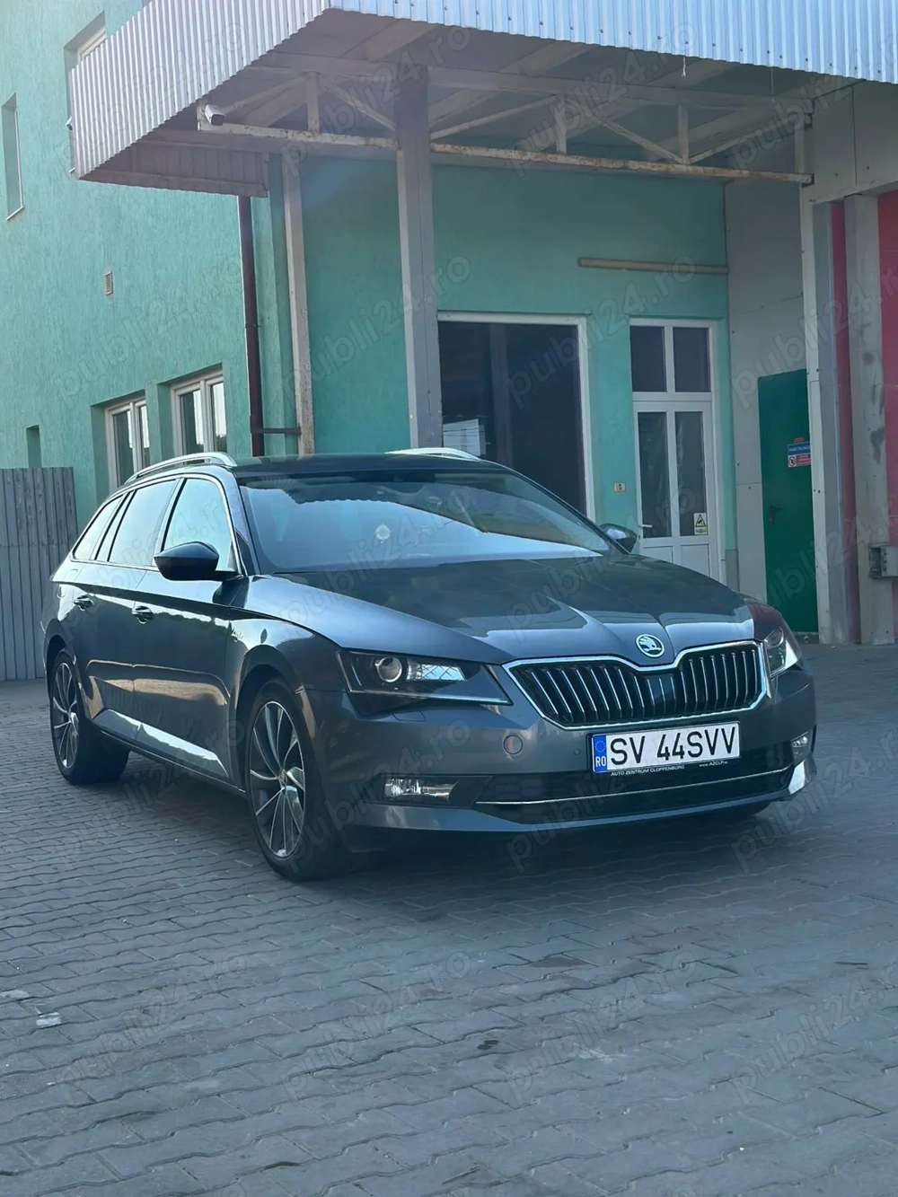 Scoda Superb 2.0 TDI 150 CP    Automată DSG    90.000 km