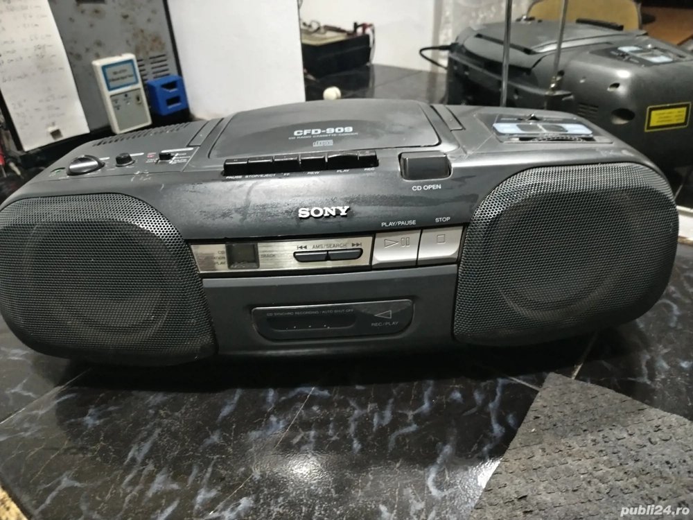 Radio cd Sony CFD-909 