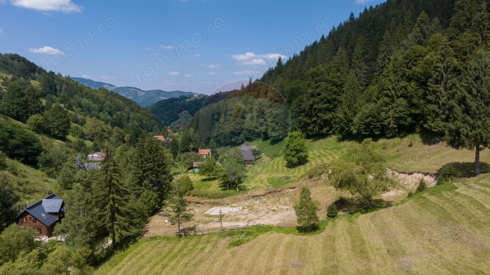 De vânzare – Teren cu autorizație de construire, Șimon / Bran
