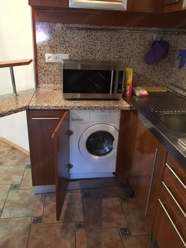 Garsoniera in zona Dacia