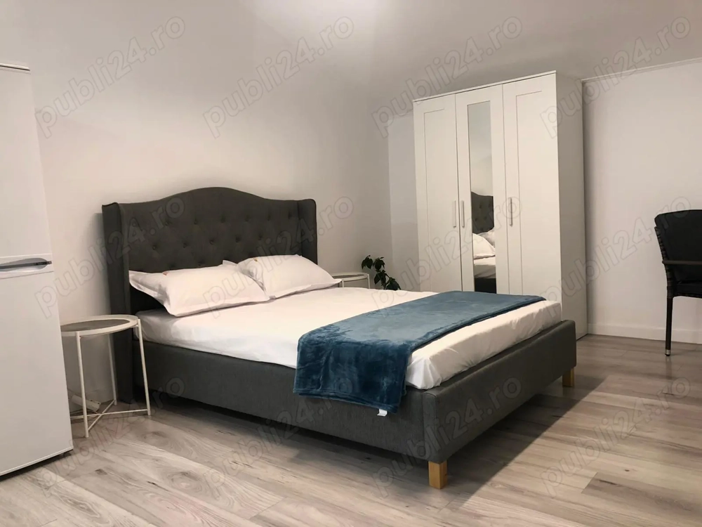 Inchiriez garsoniera la mansarda