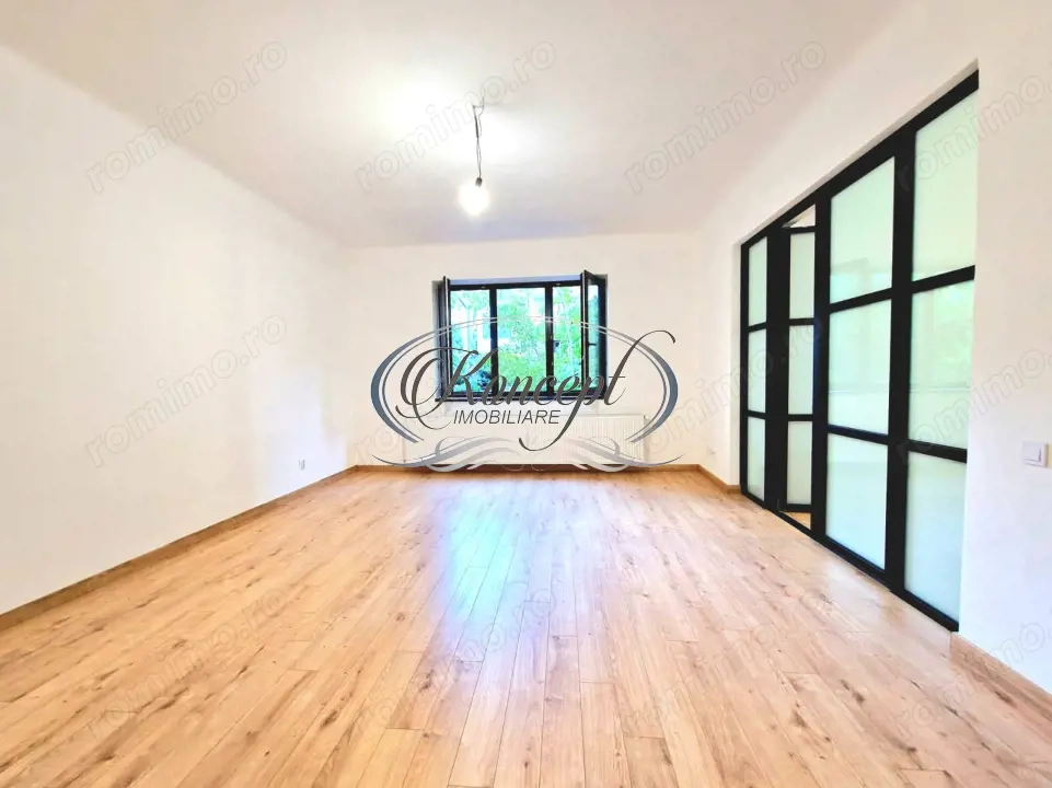 Birou premium cu terasa si acces auto, zona Biblioteca Centrala