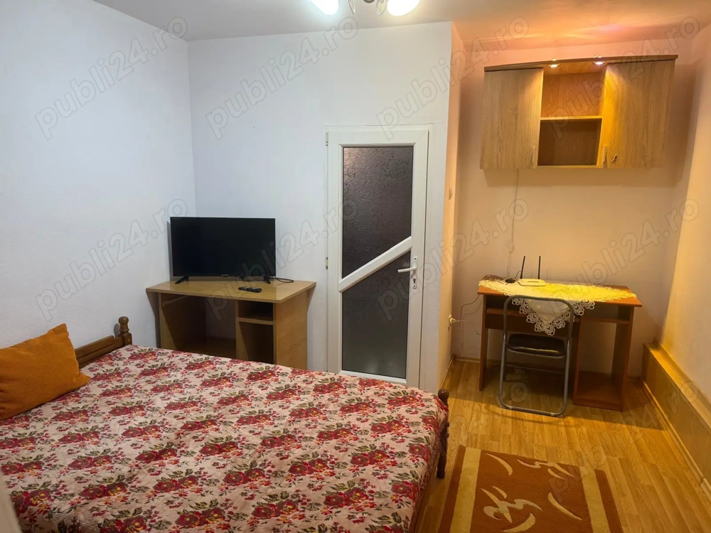 Garsonieră, 25.5 mp + boxă, Micro 40, în spatele Shopping City Galați.