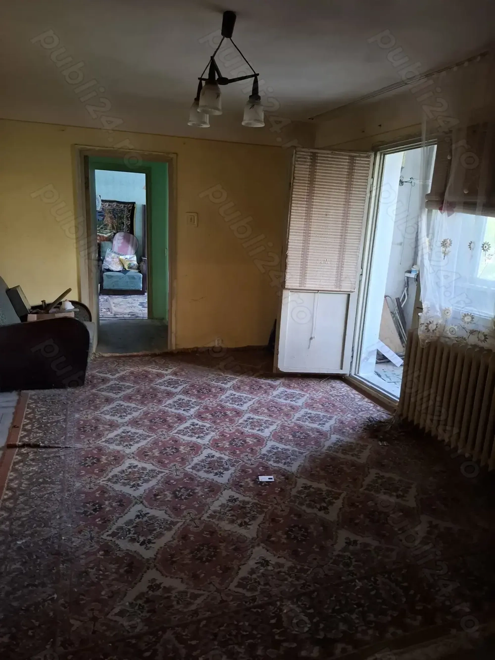 Vând apartament 2cam.conf 1 semidecomandat 