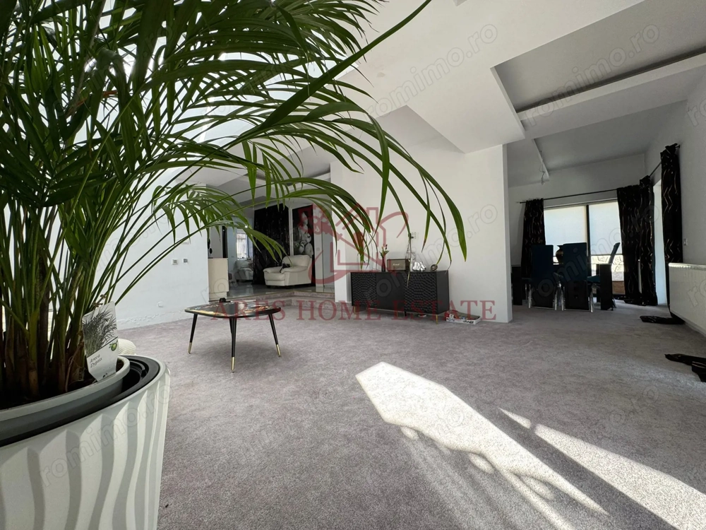 Casă individuală, 5 camere, garaj si curte, aproape de Calea Urseni Casă individuală, 5 camere, garaj si curte, aproape de Calea Urseni