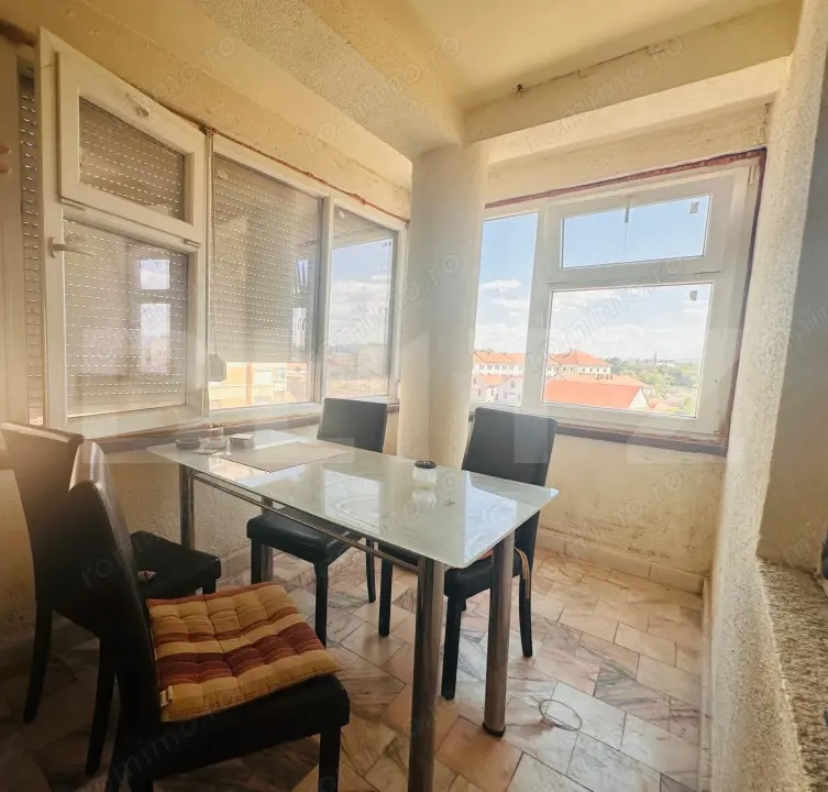 Apartament 4 camere decomandate, 110 mp, zona Ultracentrala, Centrul Civic