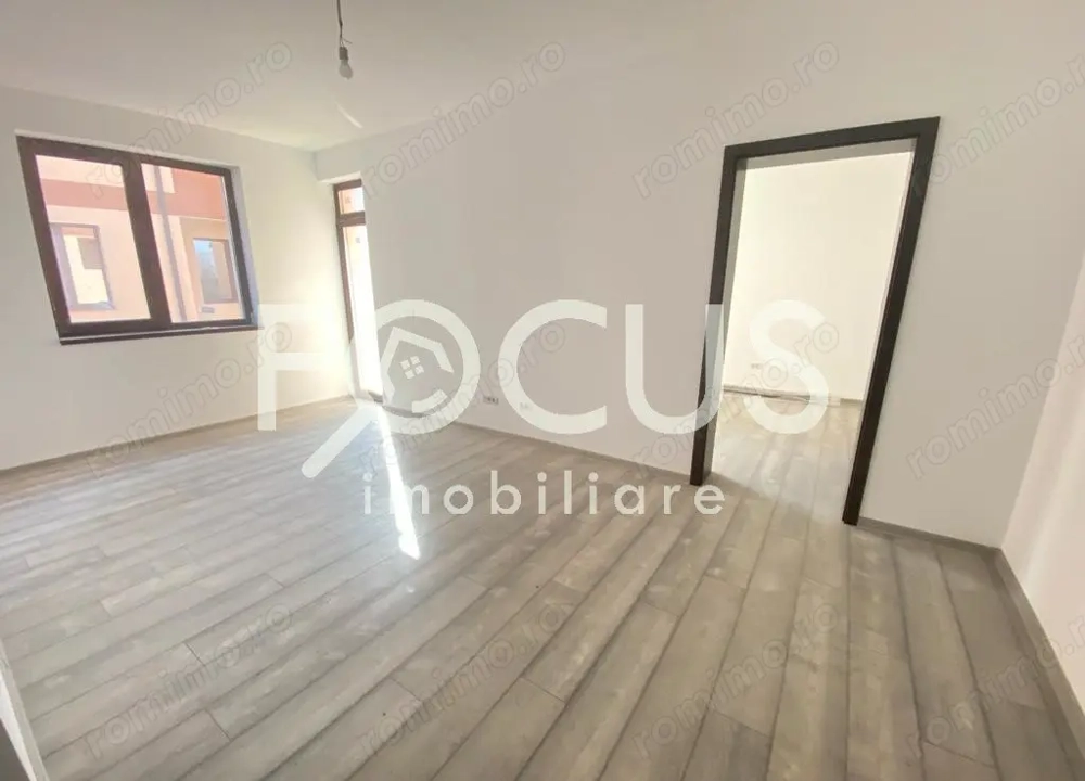 3 camere loc de parcare etaj intermediar Remetea Mare