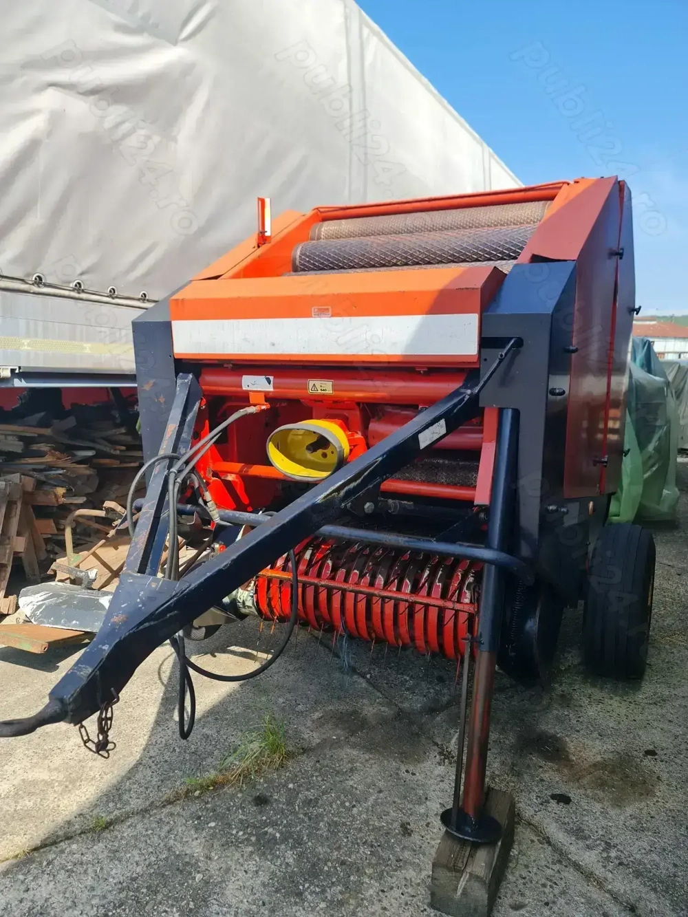 Presa de balotat nutreturi Deutz Fahr GP520