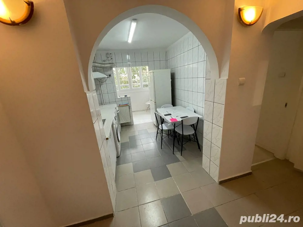 inchiriez apartamanet in zona Crangasi  