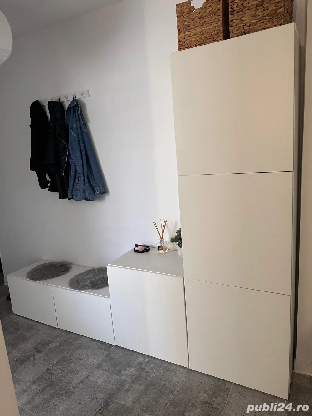 Mobilier hol