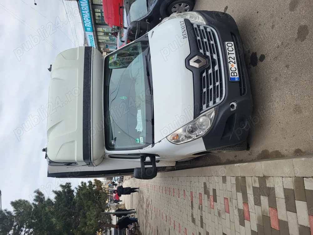 Vând Renault Master 8 epal