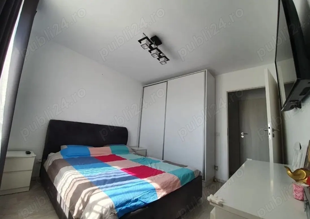 chirie 0RADEA apartament cu 2 camere - decomandat