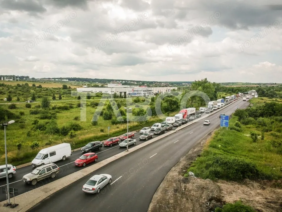 Teren intravilan un hectar de vanzare in parcul Industrial Selimbar