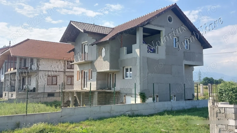 Casă în zona rezidențială  Hațeg - NălațVad