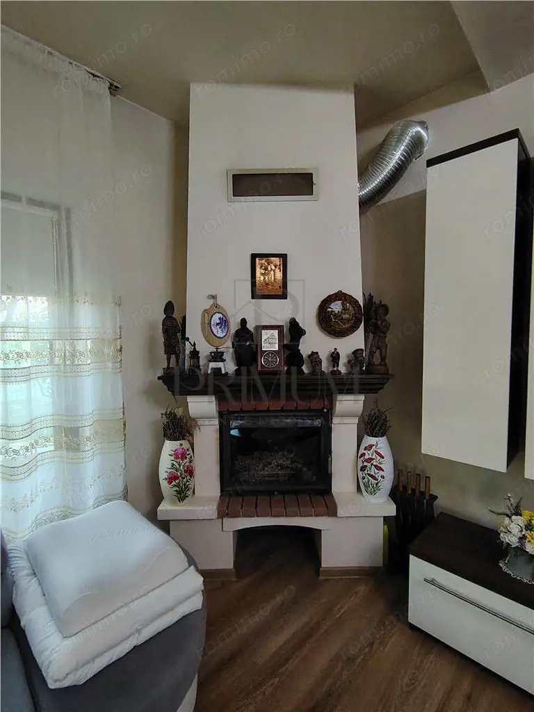 Comision 0 - Ghiroda - Casa individuala - garaj - dormitor la parter - bucatarie inchisa - semineu Comision 0 - Ghiroda - Casa individuala - garaj - dormitor la parter - bucatarie inchisa - semineu