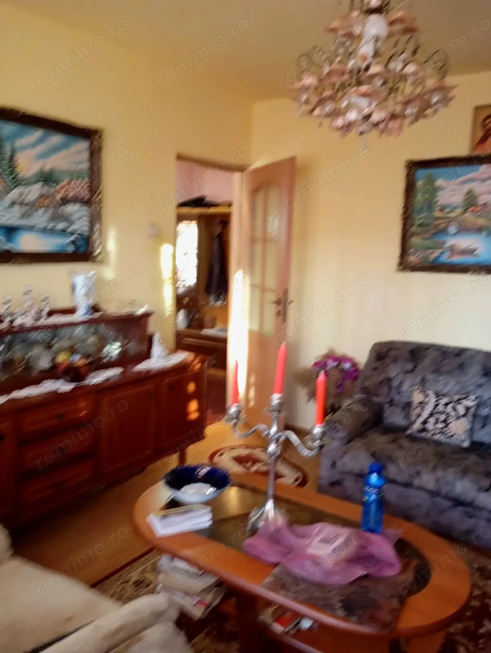 Vând apartament 3 camere decomandat 