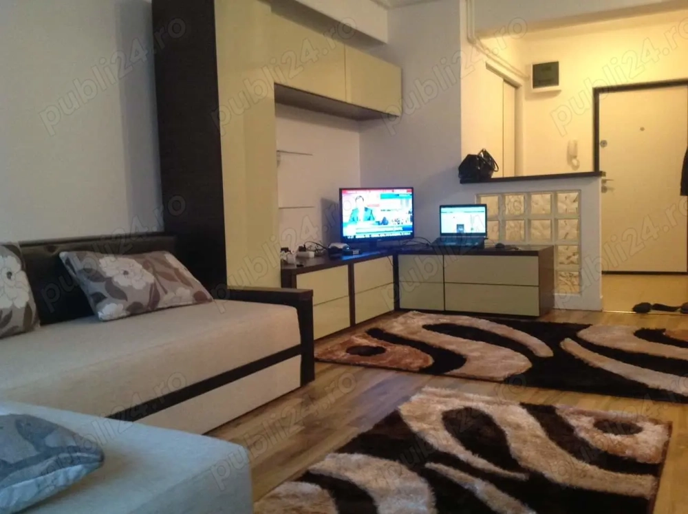 Inchiriez apartament 2 camere cu nisa de dormit Iulius Mall FSEGA