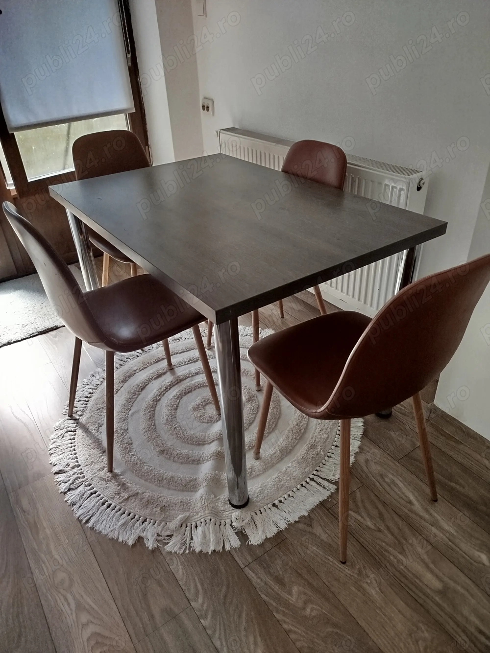 Masă bucătărie + scaune