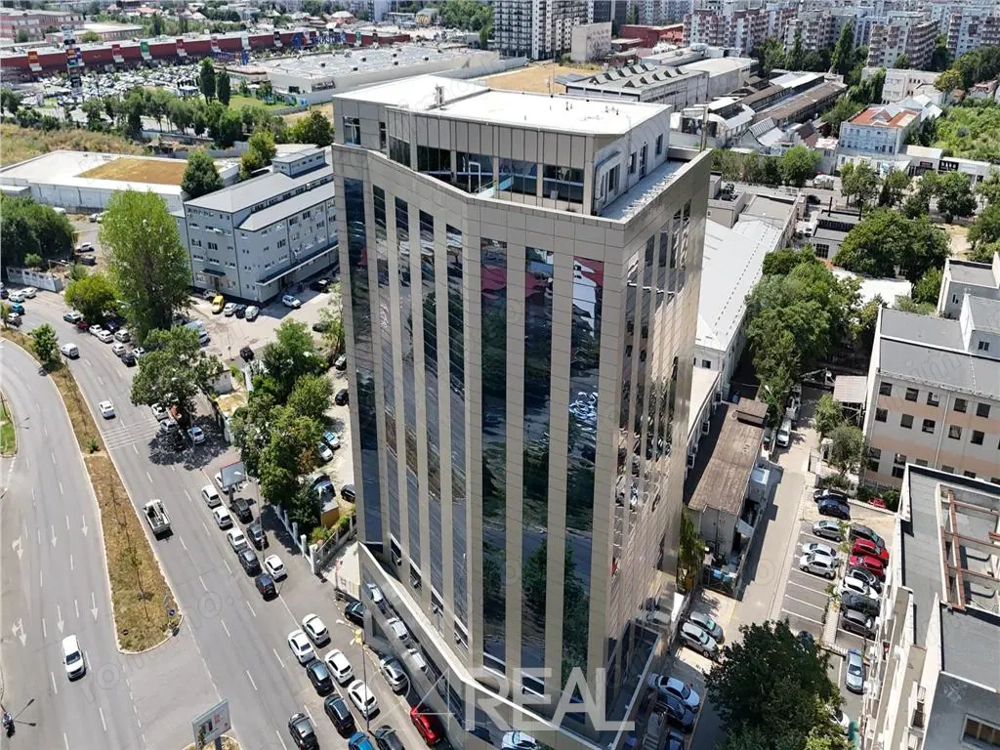 Vanzare cladire Tati Center