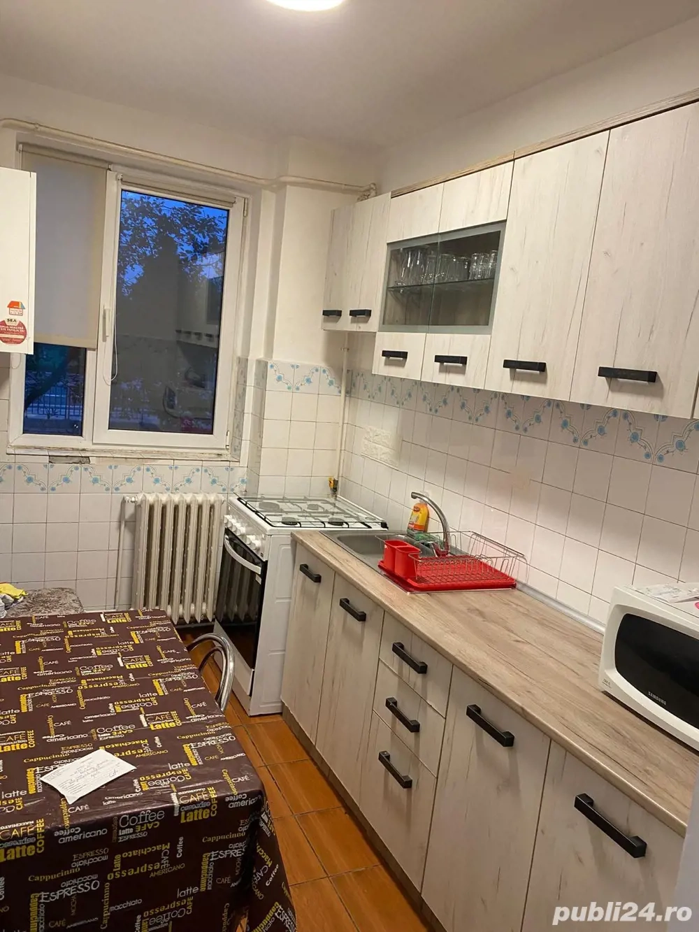 Vand apartament 3 camere cf.1 decomandat