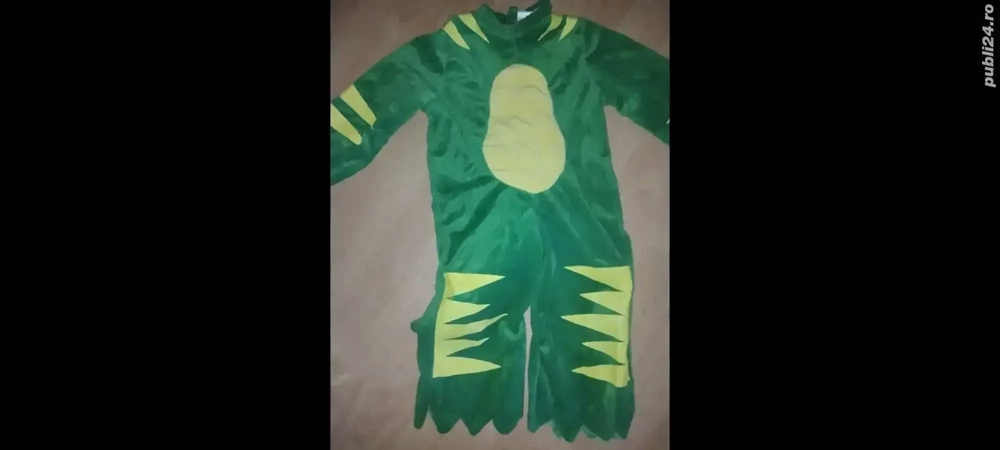 Costumatie dinozaur pt copii si pelerine