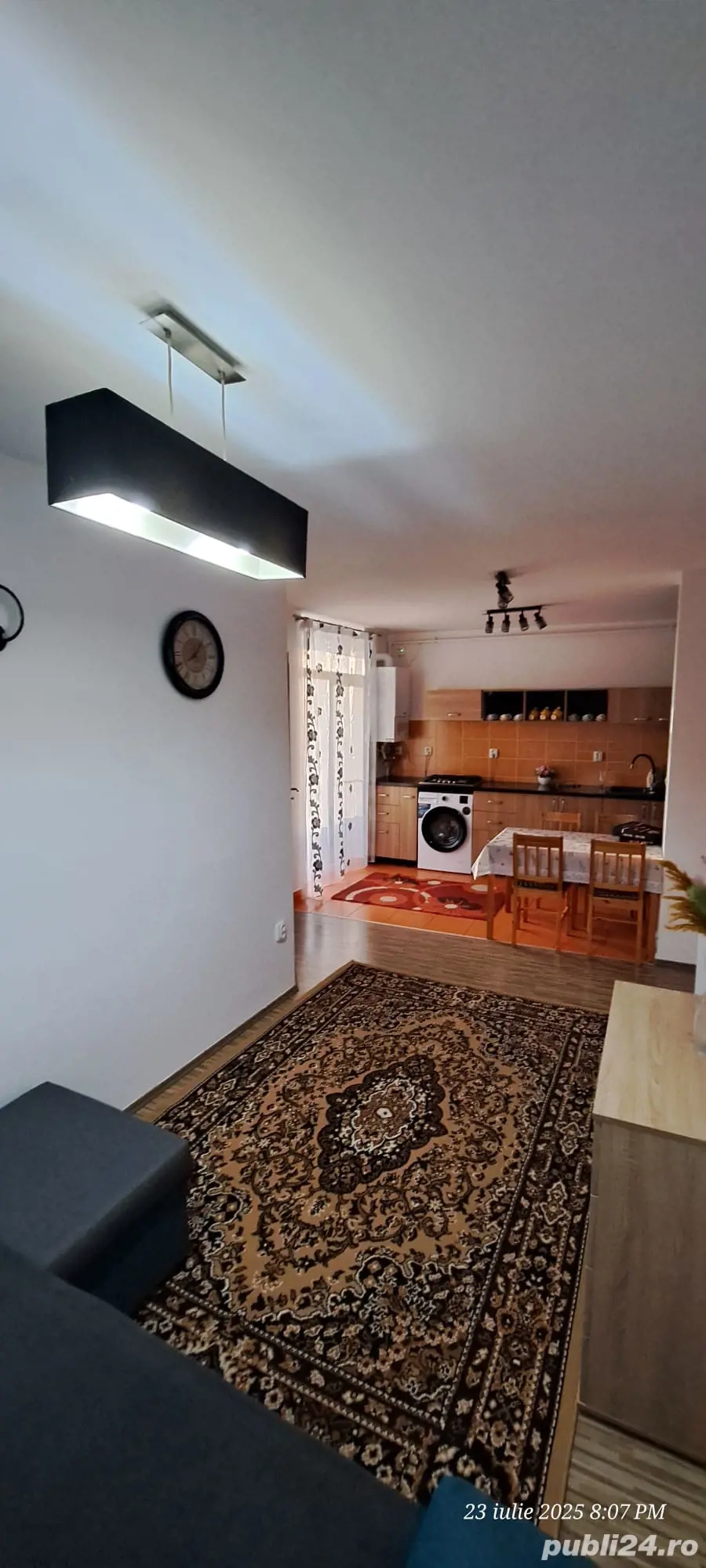   Închiriez apartament in Florești zona Tineretului