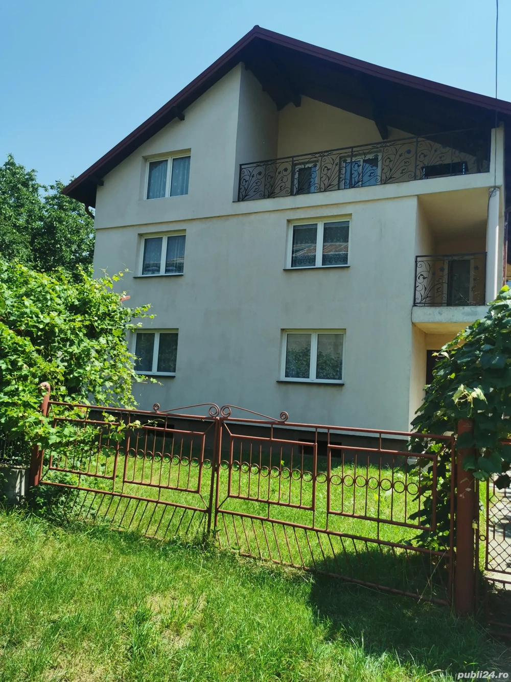 Casa de vanzare in Bucovina