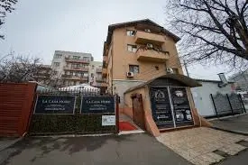 Angajam menajera hotel 