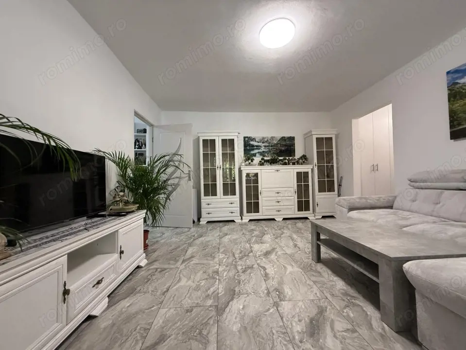 Apartement modern, semidecomandat, 2 camere, 60 mp, parter - Dambovita
