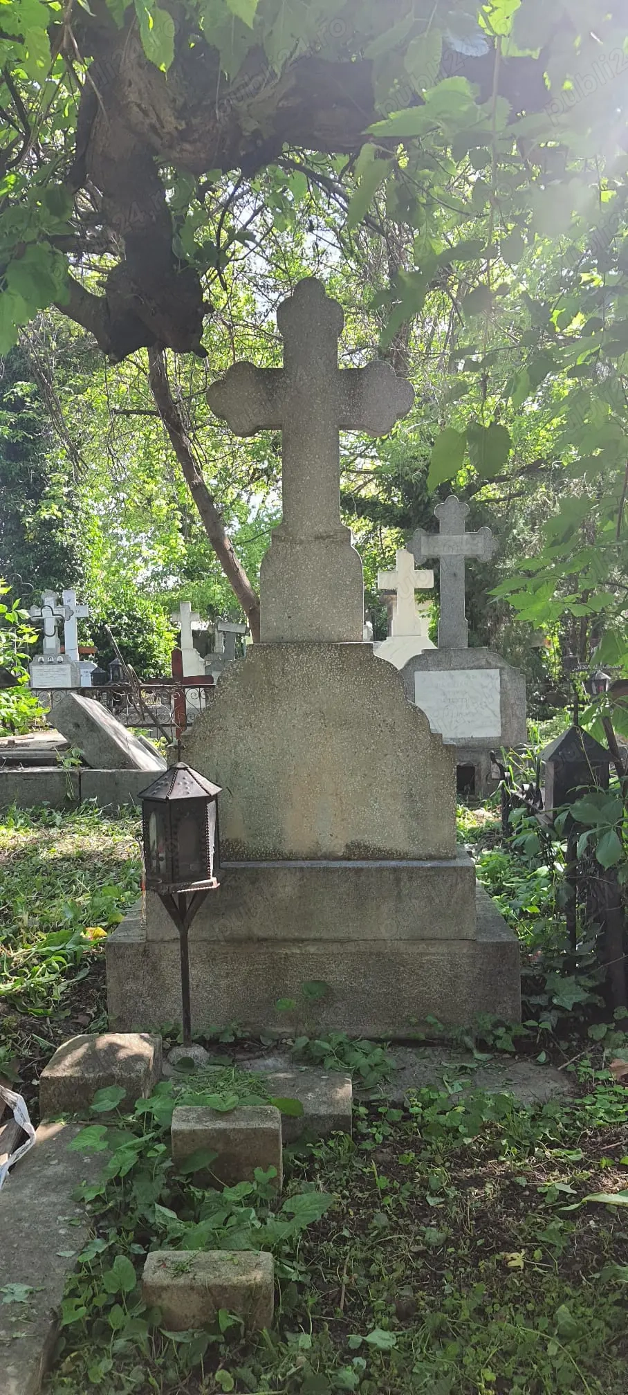Loc de veci în cimitirul Bellu' Ortodox