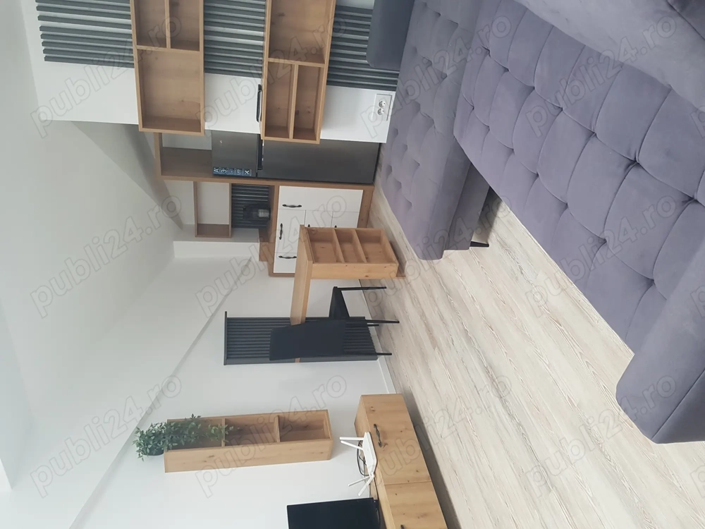 Închiriez apartament