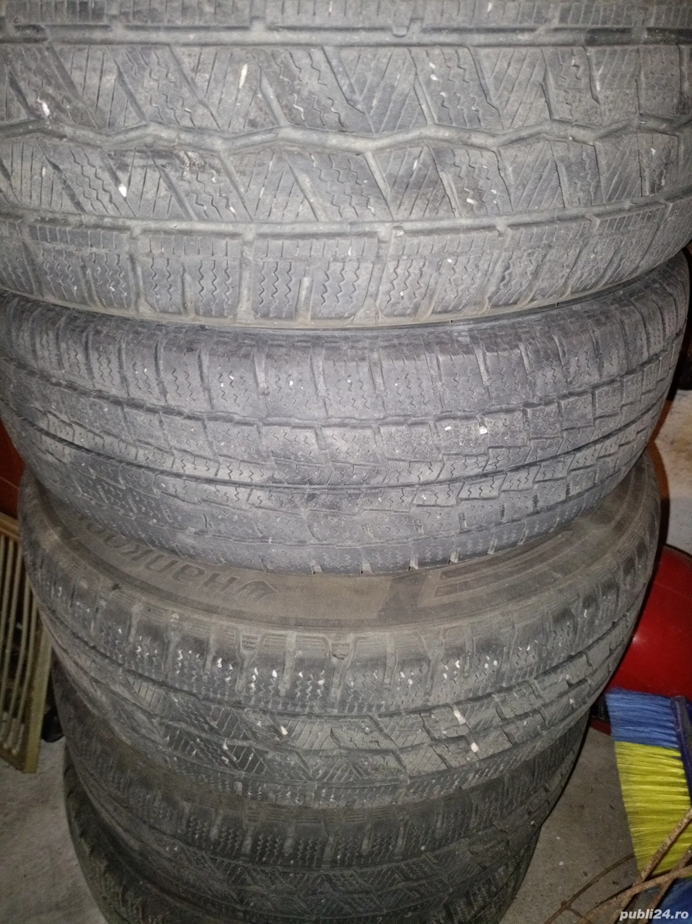 Set 4  cauciucuri iarna 195 60 r16c 