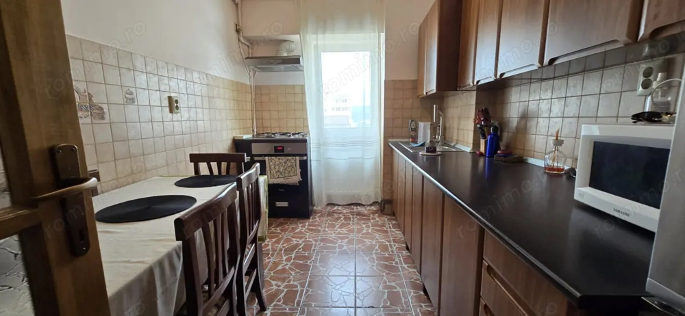 Apartament 3 camere,2 bai, zona Piata Ion Mester