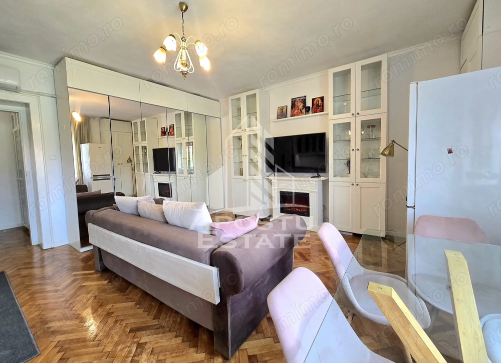 Apartament de vanzare renovat complet, zona ultracentrala, Timisoara