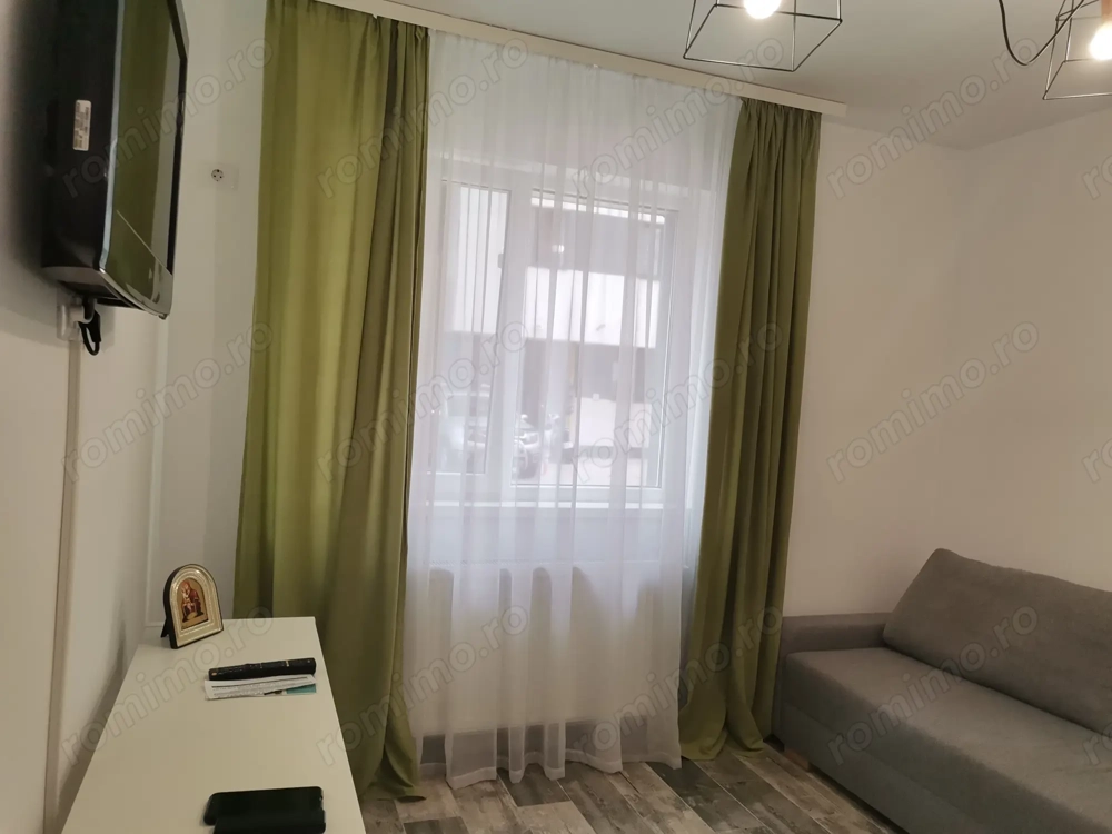 PROPRIETAR, garsoniera impecabila cu balcon, mobilata, renovata, Militari Residence