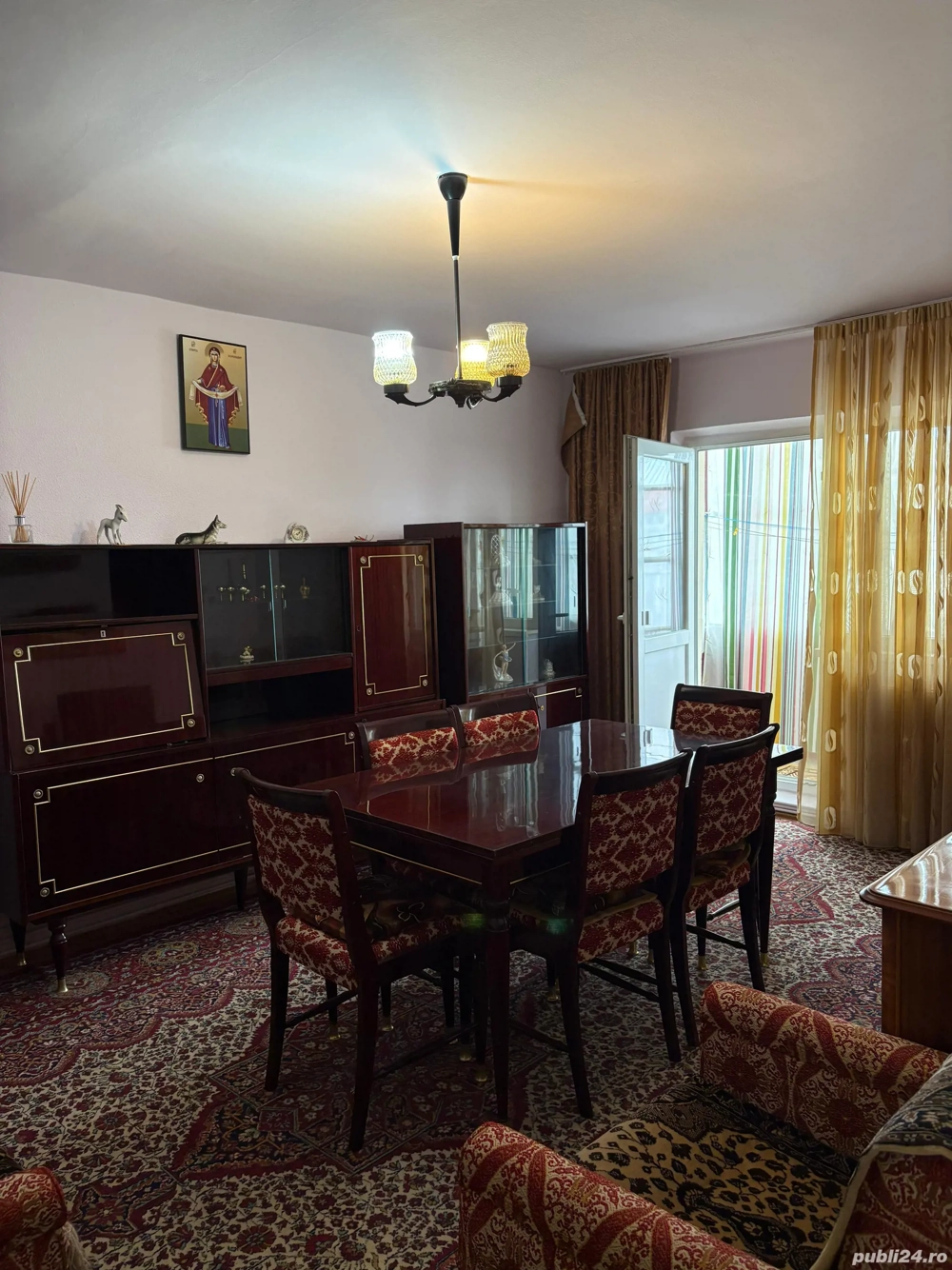 Închiriez apartament cu 3 camere, Strand Închiriez apartament cu 3 camere, Strand