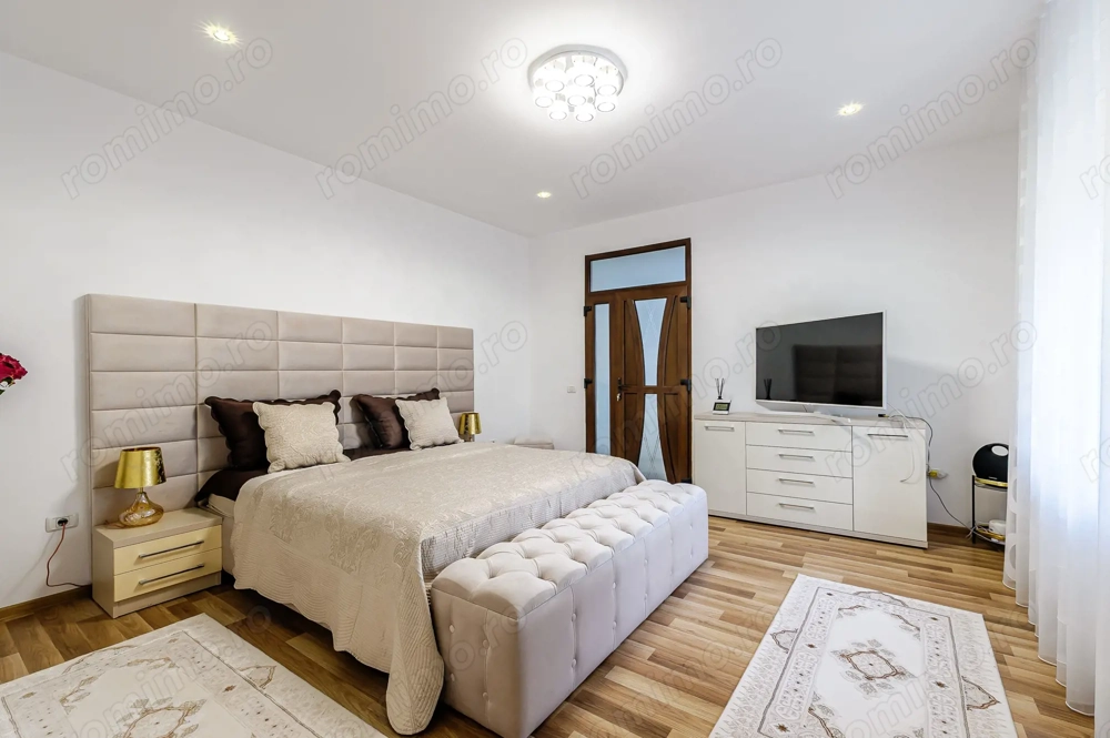Rezervat Proprietate de vis cu teren 2880 mp și facilități PREMIUM