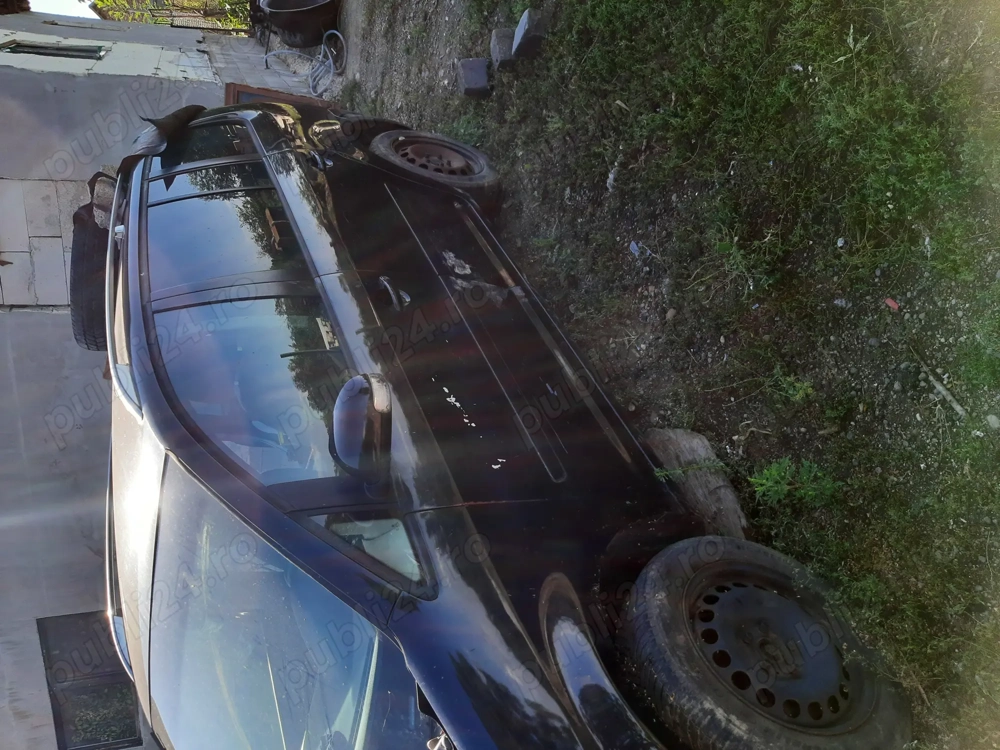 Dezmembrez vw touran 2.0 tdi