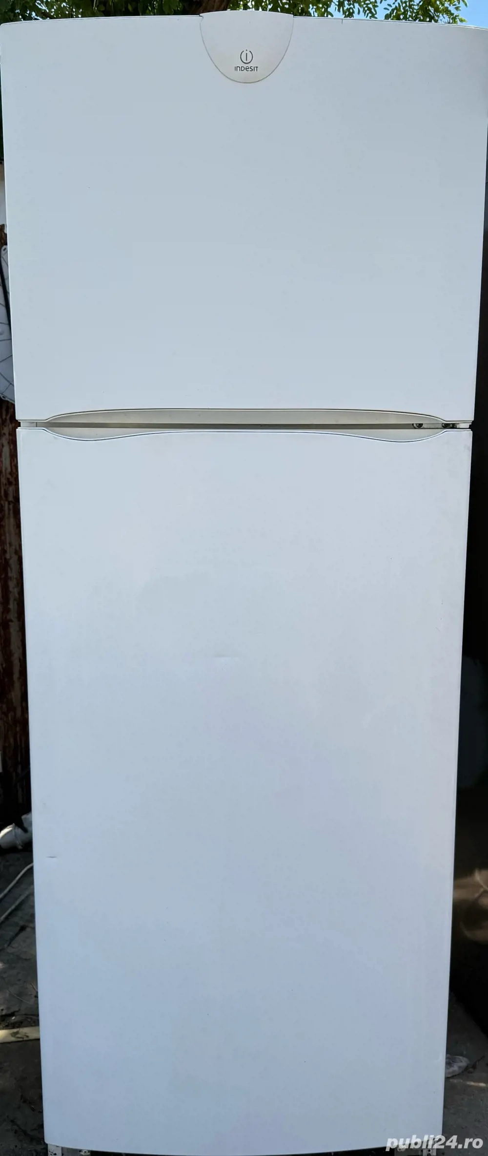 Frigider cu 2 usi Indesit R 45 NF L, No frost,189 cm