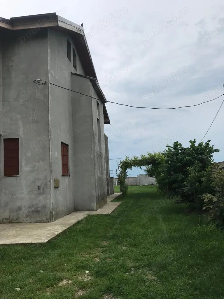 Casă de vânzare Lehliu-Gara, sat Razvani.