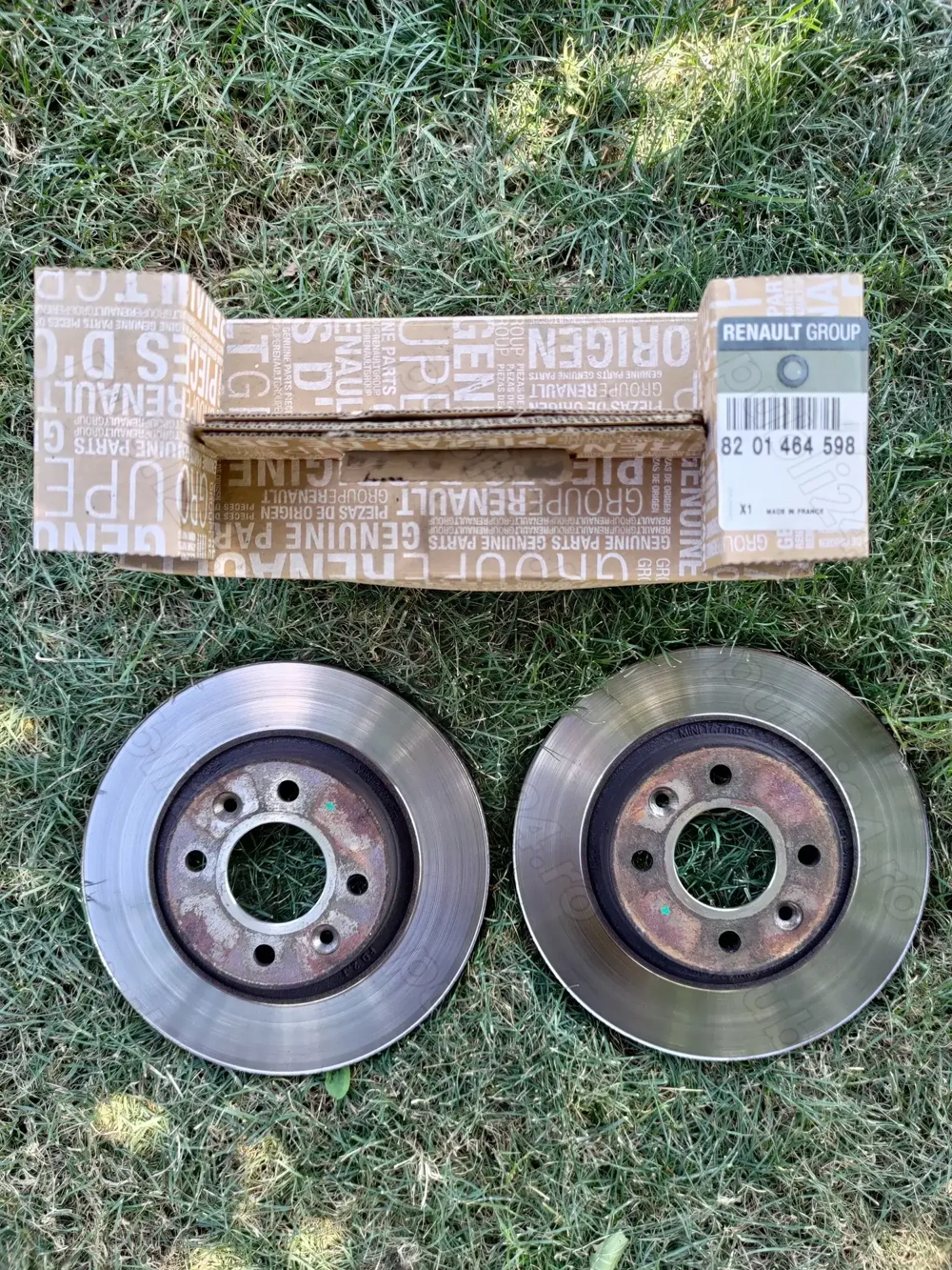 Set discuri frana ventilate original, Dacia Renault, cod 8201464598