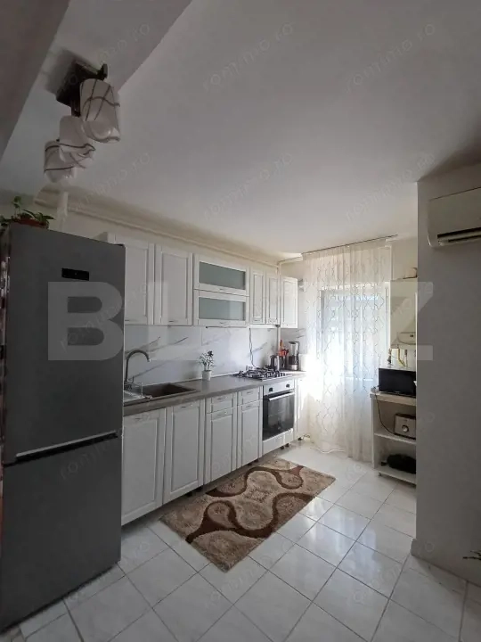 Apartament 3 camere, 74 mp zona centrala in Campia Turzii Apartament 3 camere, 74 mp zona centrala in Campia Turzii