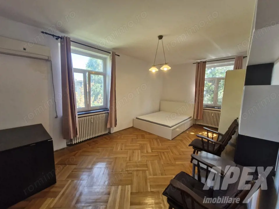 Garsoniera 40 mp decomandata | boxa 6 mp | Blocurile rusesti Metrou Orizont