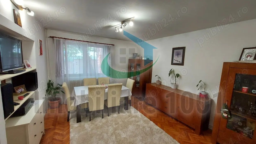 Casa D+P+M, zona Parc Municipal Regina Maria, teren 308 mp